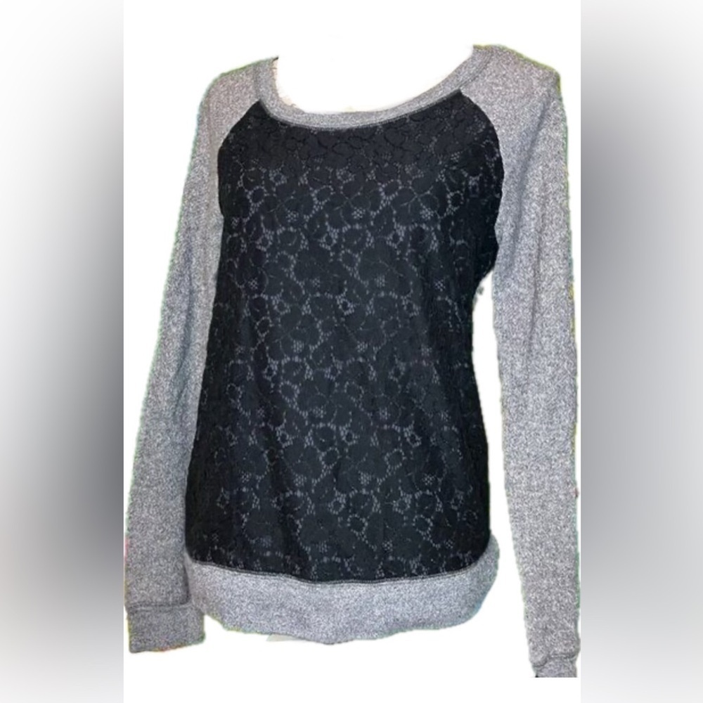 Victoria’s Secret gray and black lace long sleeve top
